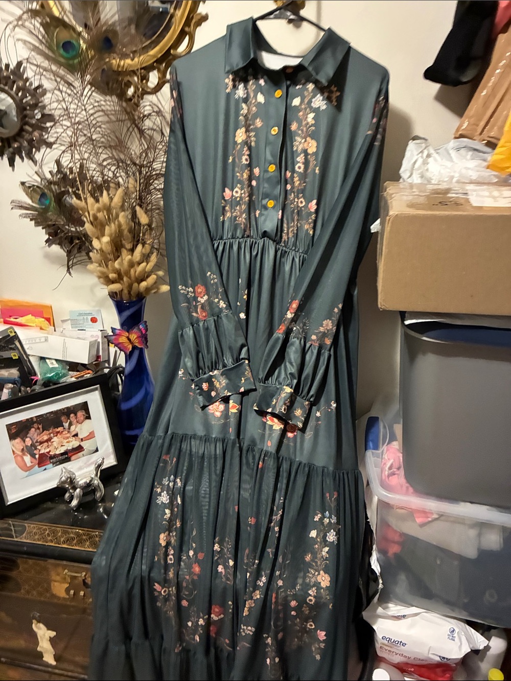 Floral Button-Front Maxi Dress in Dark Green - Picture 2 of 9